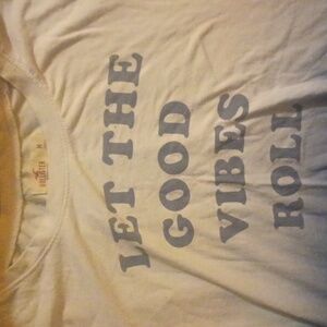 Hollister t shirt size Medium